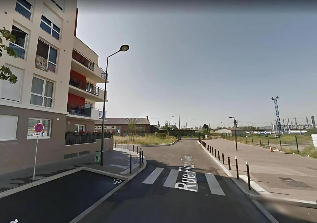 Apartmán Live Like A Local Stylish 2Br With Balcony & Parking Saint-Denis  Exteriér fotografie